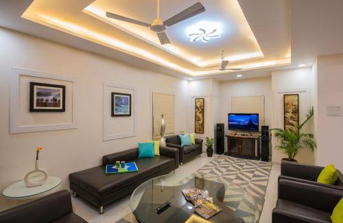 Tungarli Villa | StayVista's Maximus Villa - City-Center Villa with Private Pool, Gazebo, Games & Projector Room