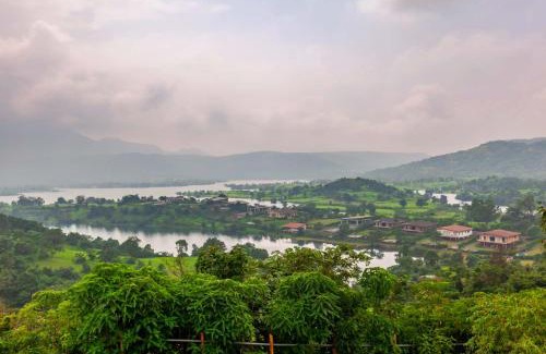 Kurvande Villa | StayVista's Shivom Villa 6 - A Serene Escape with Views of the Valley and Lake