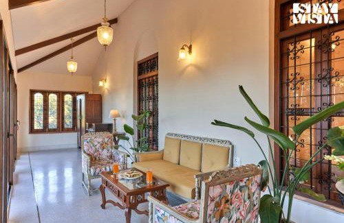Bhim Nagar Villa | StayVista's Villa Terra - Valley & Lake-View Villa with Spacious Lawn & Indoor Activities