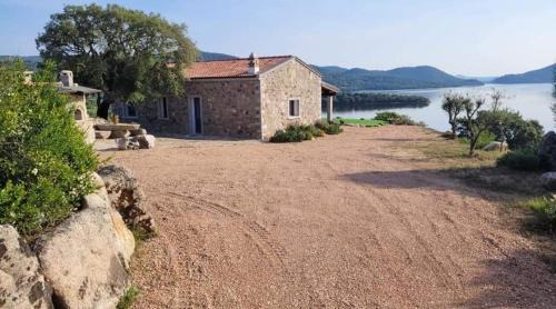 Sa Castangia House | Stazzu Iris