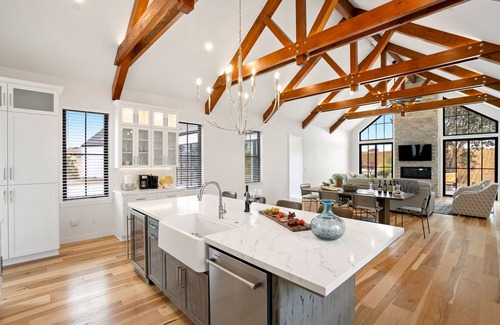 San Miguel House | Steel City Cellars: 2 BR, 2.5 BA in San Miguel, Sleeps 6