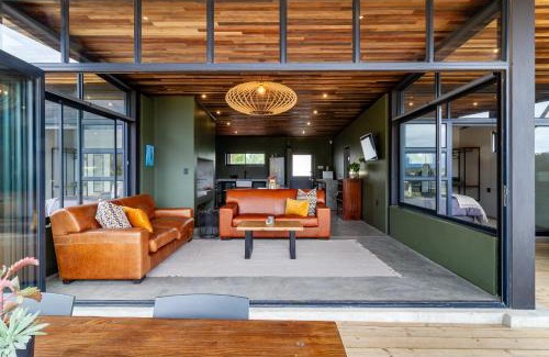 Wolseley Villa | Steenbok farm cottages Kingfisher Cottage