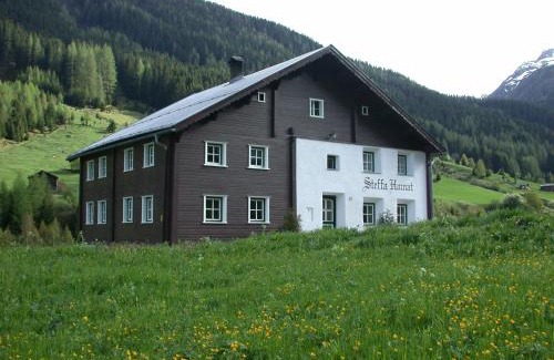 Mathon House | Steffa Hamat