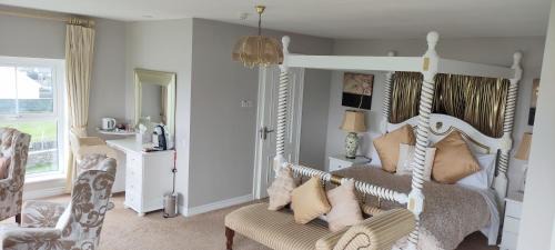 Keel Bed & Breakfast | Stella Maris Bed and Breakfast, On the Beach