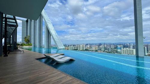 Sri Petaling Apartment | Stellar 8th 3 Room Fully Air-Con Suite Bandar Baru Sri Petaling