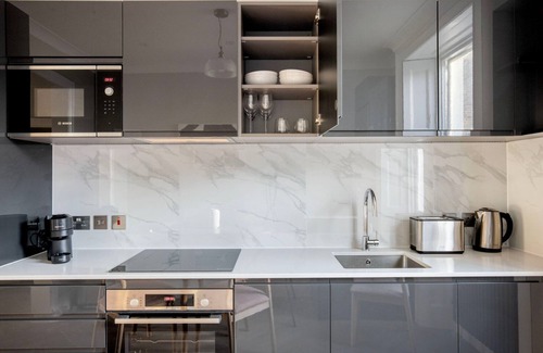 City of Westminster Apartment | Stellar Paddington 2BR, close to Hyde Park & Stations, by Blueground
