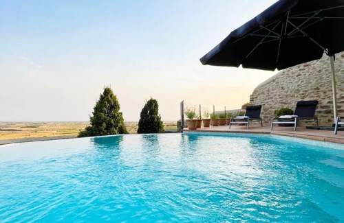 Els Plans de Sio Villa | Step Back to the Medieval 16th Century just 1 hour from Barcelona Center!