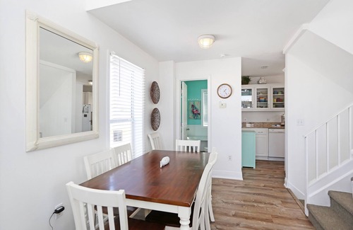 Cape San Blas House | Step From The Beach, Perfect For Couples~Narrow Escape