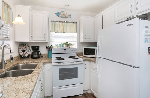 Cape San Blas House | Step From The Beach, Perfect For Couples~Narrow Escape
