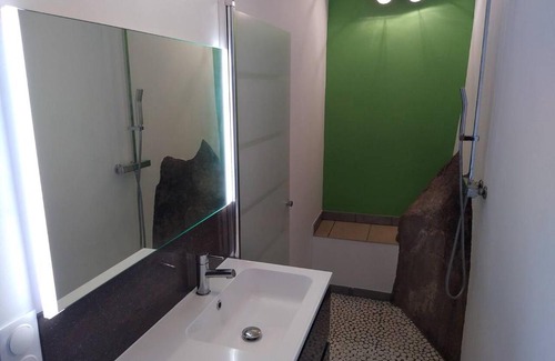Pointe-Noire Apartment | Stephane