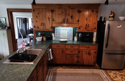 Shaftsbury House | Stepping back into time. Shaftsbury,Vt. nRolling farm land views close to town!