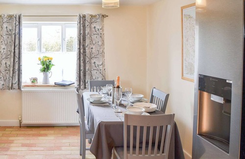 Bacton Cottage | Stepping Stone Cottage