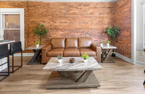 Lockerbie Square Apartment | Steps Away From Mass Ave in Heart of Indy with Balcony