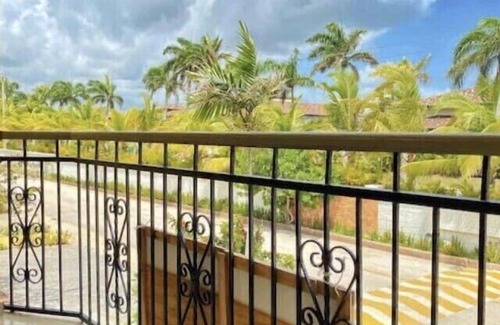 Playa Bibijagua Apartment | Steps away from the beach! Gated, shopping near by, Newly renovated, parking Inc