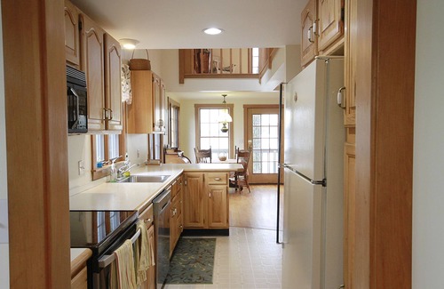 South Casco House | Steps from the beach on Sebago Lake Basin
