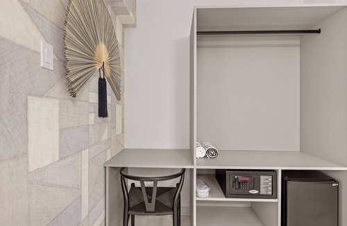 Ocean Park Apartment | Steps from the Beach with Private Balcony