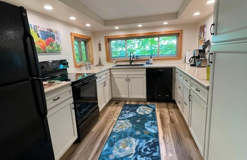 Michigamme Cottage | Steps from Beautiful Lake Michigamme