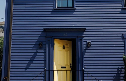 Newport House | Steps off Thames St | Center of Town 3BR/2BA