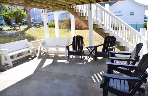 Atlantic Beach Apartment | Steps to Beach! 2BR/2BA duplex