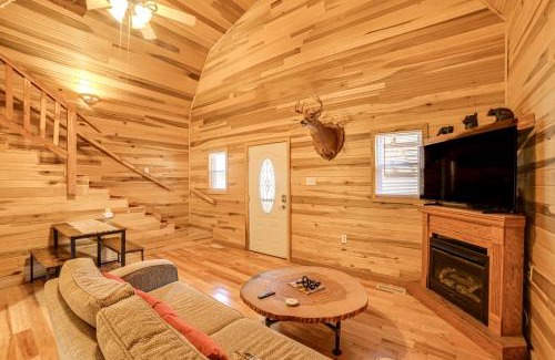 Waverly House | Steps to Kentucky Lake Cozy Cabin with Deck!