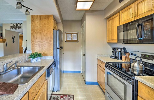 Lake Harmony Condo | Steps to Shore: Scenic Big Boulder Lake Condo!