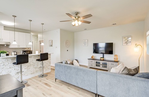 Fort Worth Apartment | Steps to TCU Campus: Modern Fort Worth Apt