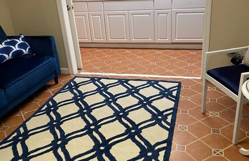 Long Beach Apartment | Steps to the beach and boardwalk