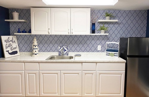 Long Beach Apartment | Steps to the beach and boardwalk