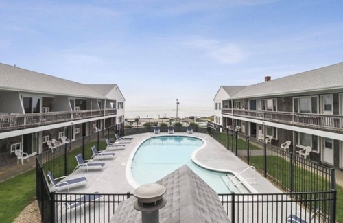 Dennis Port Apartment | Steps to the Beach and Heated Pool!