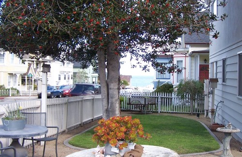 Pacific Grove Apartment | Steps to the Beach-License # 0178