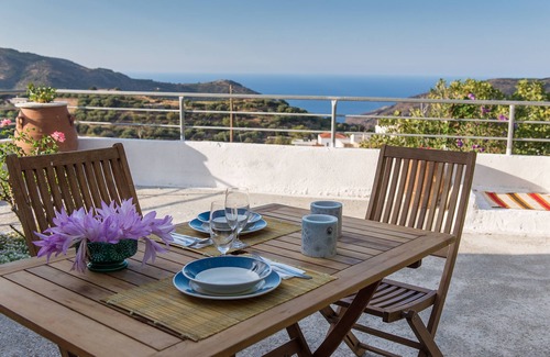 Exo Mouliana Cottage | Sterei Mökki traditional house Amazing Seaview