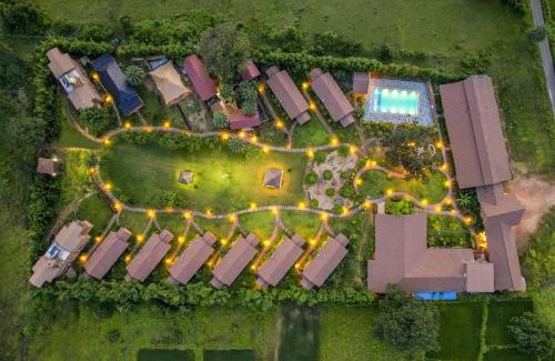 Turiya Hotel | Sterling Orient Woods Pench