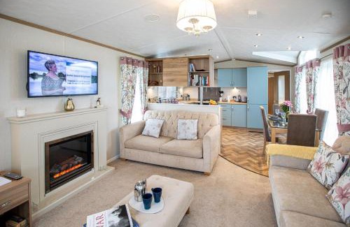 St. Andrews House | Stewart Resort Lodge 25