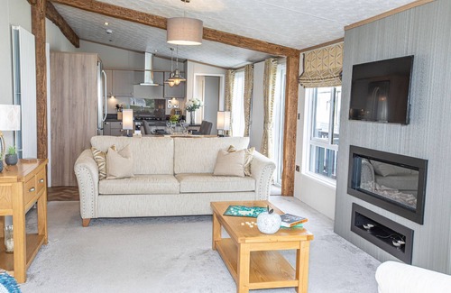 St. Andrews Cottage | Stewarts Resort Lodge 29 - a lodge that sleeps 6 guests in 2 bedrooms