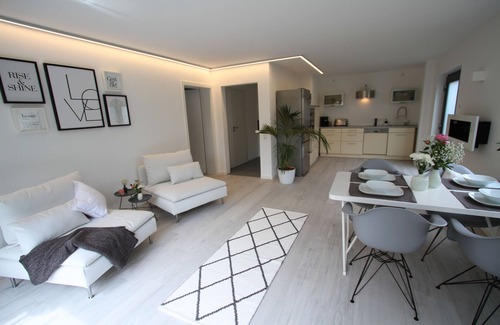 Oestrich-Winkel Apartment | Stielbucht 5 Sterne Ferienwohnung Ruhig & Zentral. Top Modern Ausgestattet