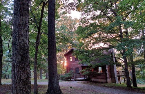 Kabletown Cabin | Still Point Cabin - Harper's Ferry, WV - Mountain Getaway - 3 Bedrooms/AC/WiFi