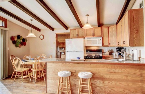 Breezy Point Cabin | Still time to book for Summer 2025!