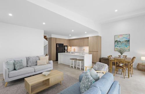 Nelson Bay House | Stillwater on Stockton, 57B Stockton St - complete luxury in the heart of town