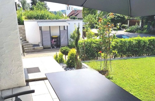 Karsee Apartment | Stilvoll Eingerichtete Ferienwohnung mit Gehobener Ausstattung & Sonnenterrasse