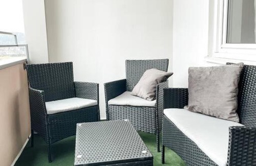 Kaufbeuren Apartment | Stilvolle Wohnung mit Bergblick