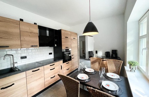 Salzwedel Apartment | stilvolle, zentrale Ferienwohnung Bocksbruecke mit Parkplatz