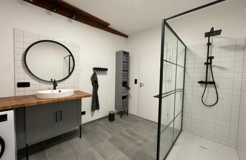 Salzwedel Apartment | stilvolle, zentrale Ferienwohnung Bocksbruecke mit Parkplatz