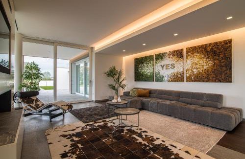 Trambacche di Veggiano Villa | STIMAHome villa con piscina privata