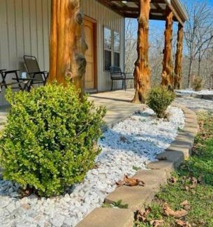 Dunnegan House | Stockton Lake Hideaway Less Than 12 Mile To Lake