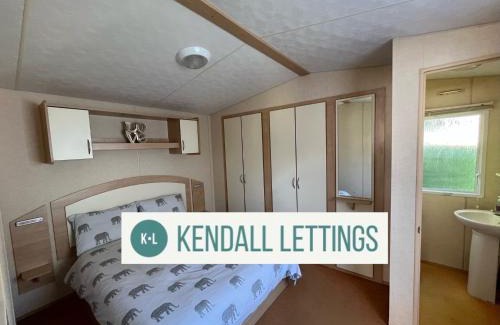 Selsey House | Stoke Clump (Green Lawns)