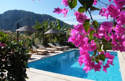 Dalyan Villa | Stone built villa with private pool in beautiful surroundings.