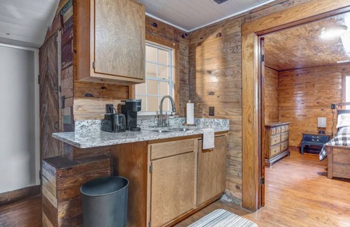 McCalla Cabin | Stone Cottage Convenient to UA, Hoover Met, Golf