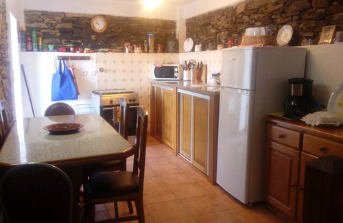 Arganil House | Stone cottage on the edge of quiet village, Arganil 7km