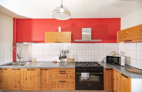 Labeaume House | Stone farmhouse in the countryside