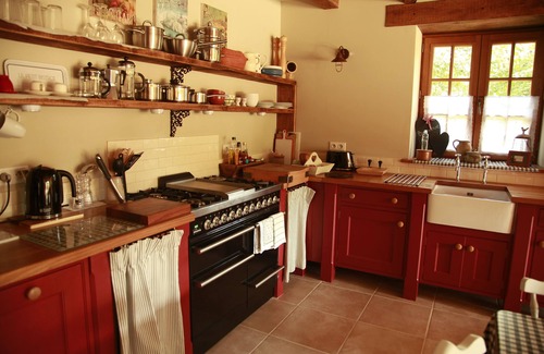 Blanquefort-sur-Briolance House | Stone barn offering luxurious accommodation a short drive from Monpazier.